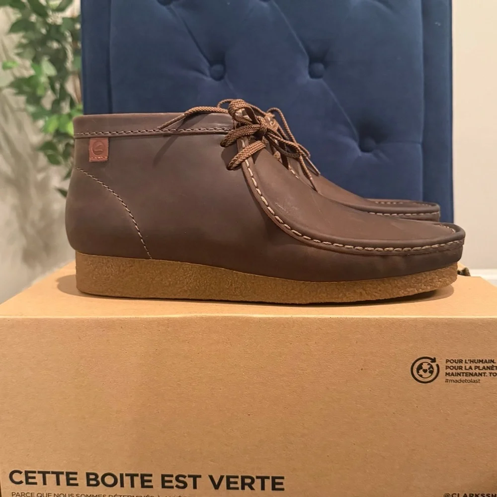 Clarks Men Chukka Shacre Boots Beeswax Jaune Miel | Sz. 9M (NWB)